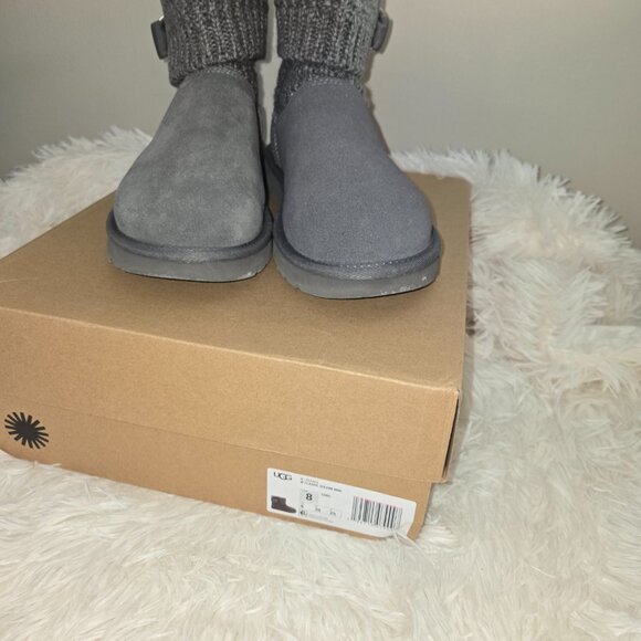 UGG Classic Solene Mini Bootie - Picture 6 of 10